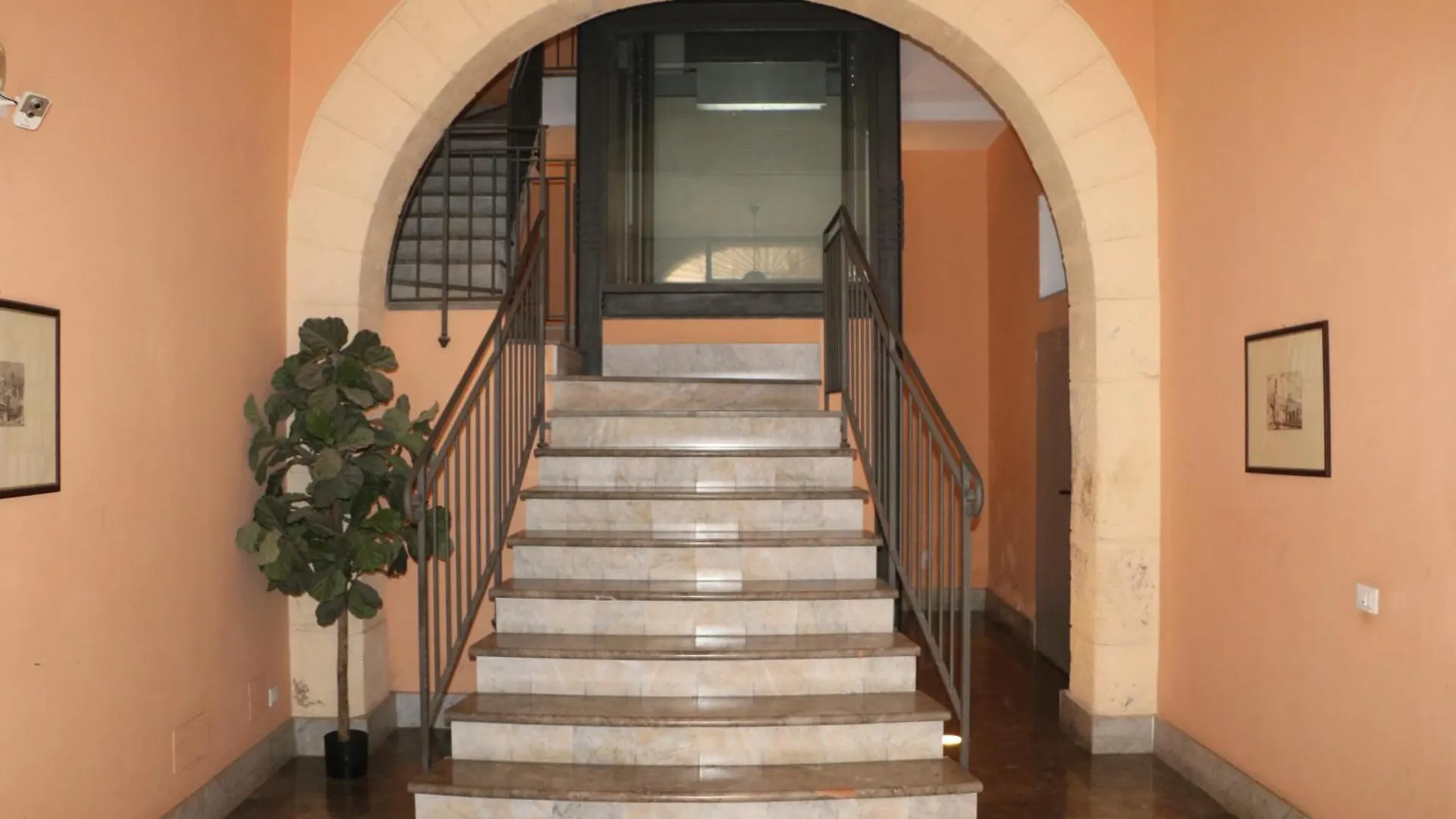 Appartamento Nel Centro Storico Di Palermo -Lulyani Holiday House 0*,  Italy