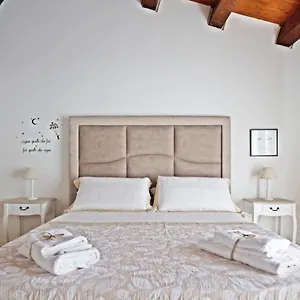  Apartment La Casa Di Filippo